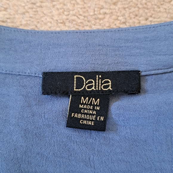 Dalia Blouse Women's Long Sleeved Blue Pull Over V-Neck Shirt Various Sizes - Picture 8 of 10